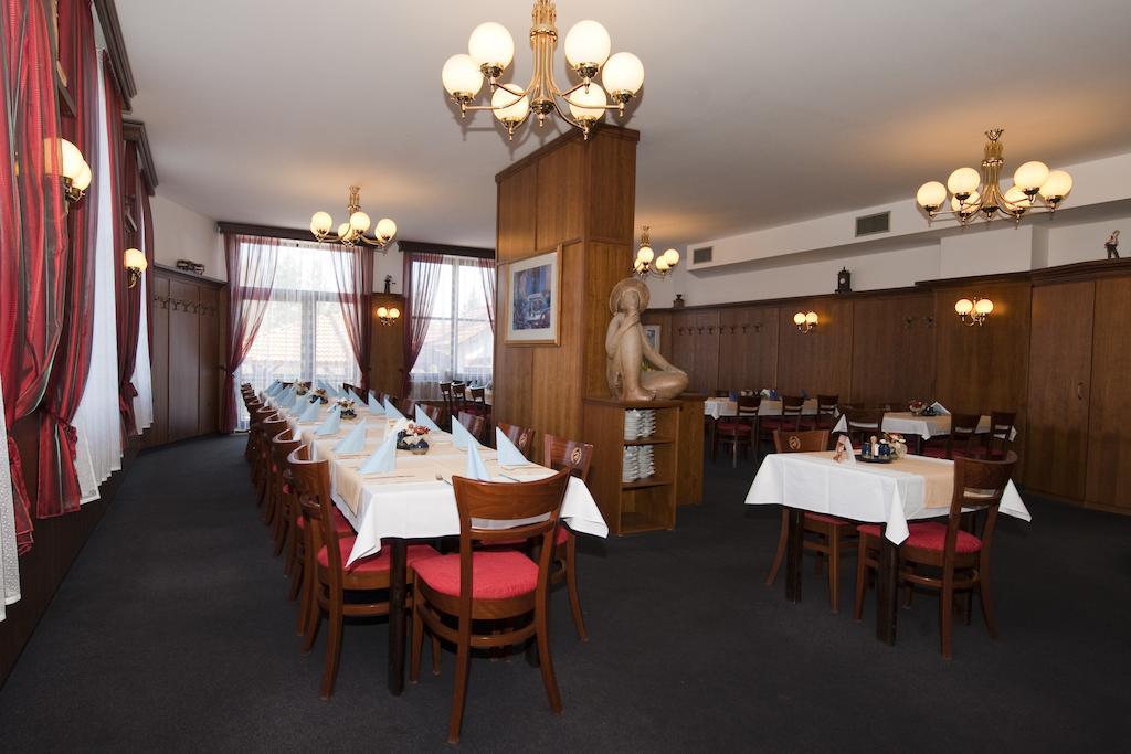 Hotel Hajcman Žďár nad Sázavou Exteriör bild